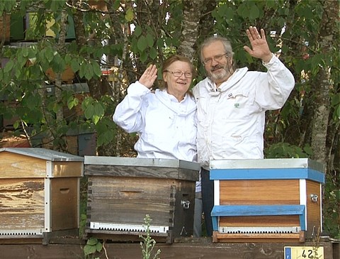 Christine et Bernard NICOLLET, des passionnés d'abeilles...